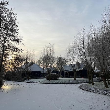 Op Stolk Bed & Breakfast Stolwijk Exteriör bild